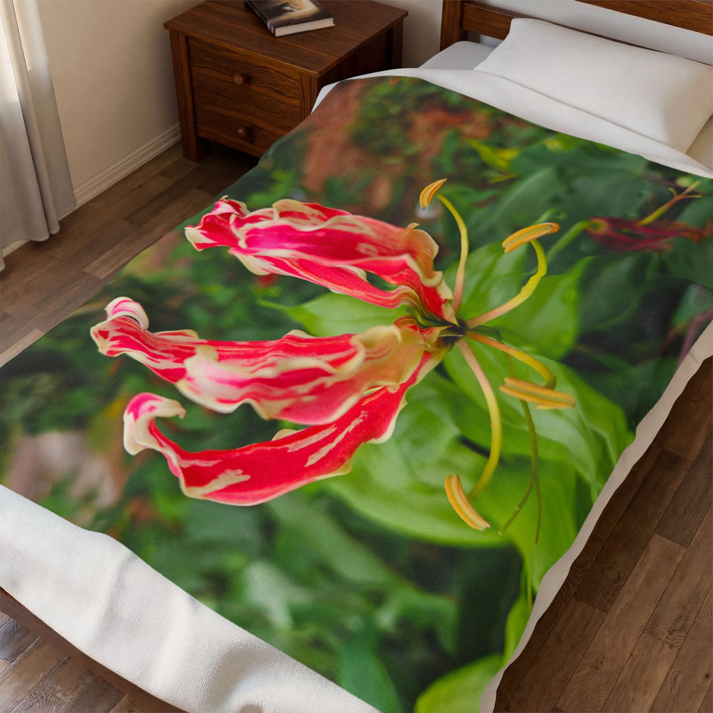 Red Gloriosa Lily Blanket | Botanical Floral Velveteen Plush