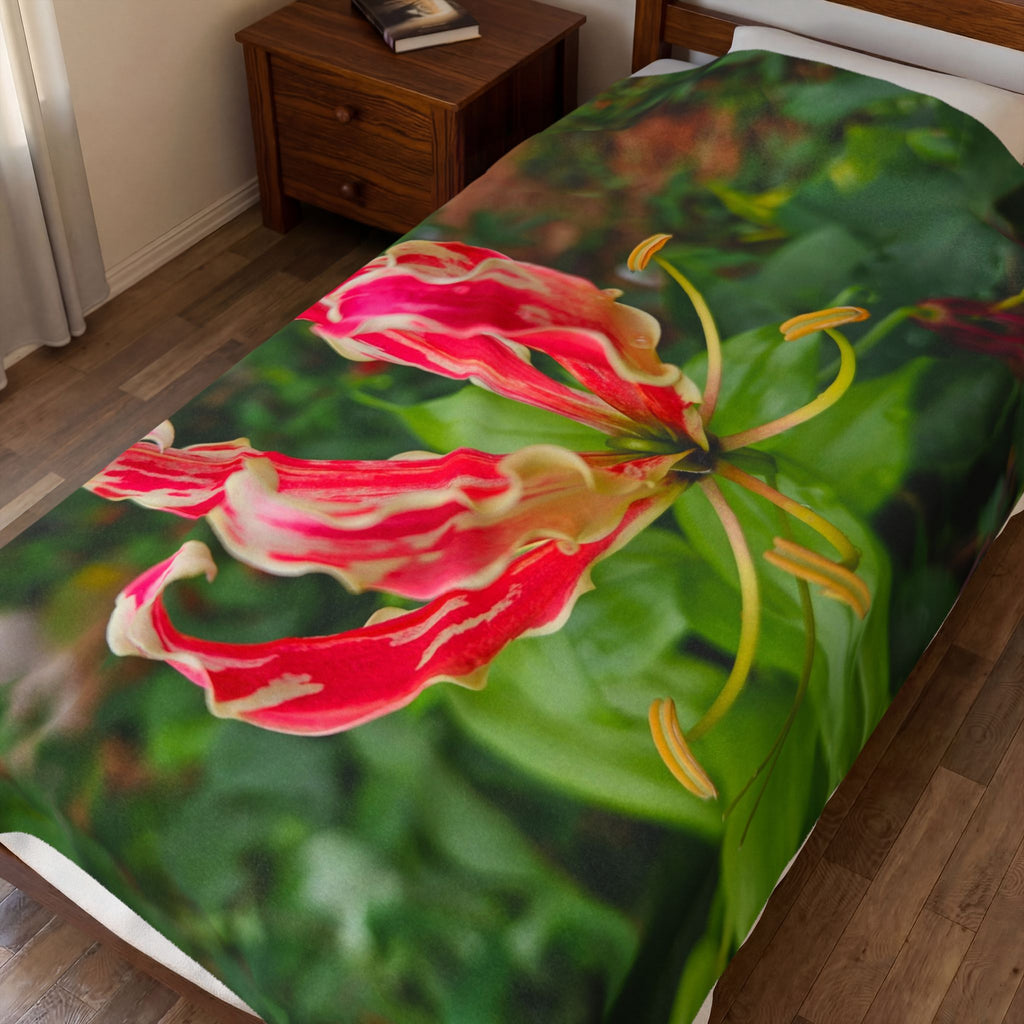 Red Gloriosa Lily Blanket | Botanical Floral Velveteen Plush